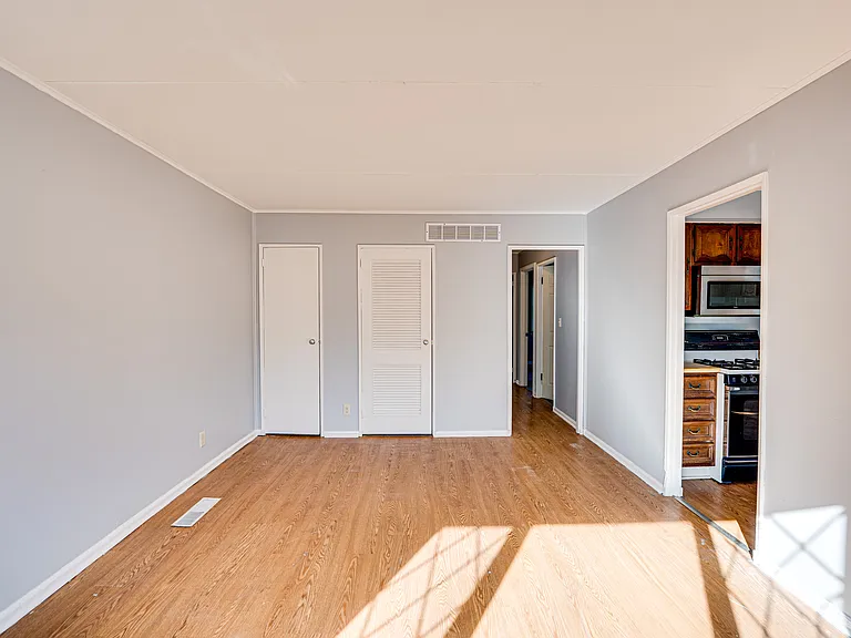1823 Overdene Ave — Photo 6