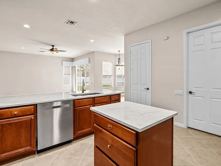 206 NW Magnolia Lakes Blvd — Photo 15