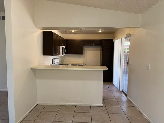 6540 Pleasant Plains Way — Photo 5