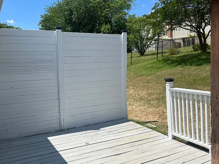 110 Front St — Photo 25