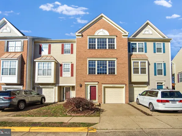 6022 Callaway Ct, Centreville, VA 20121