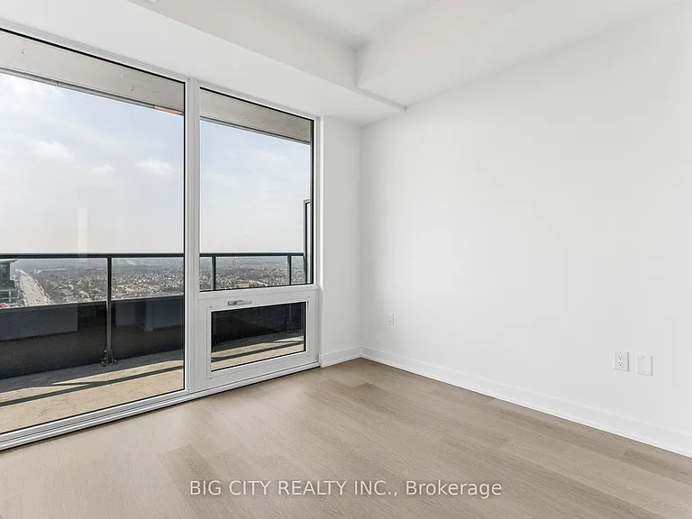 448 Burnhamthorpe Rd W #4501 — Photo 12