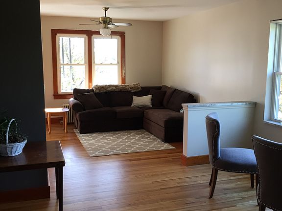 4th image of 169 Maple Ave #2