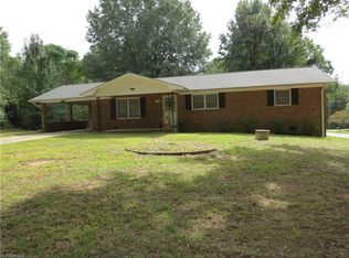 228 Jett Dr, Reidsville, NC 27320