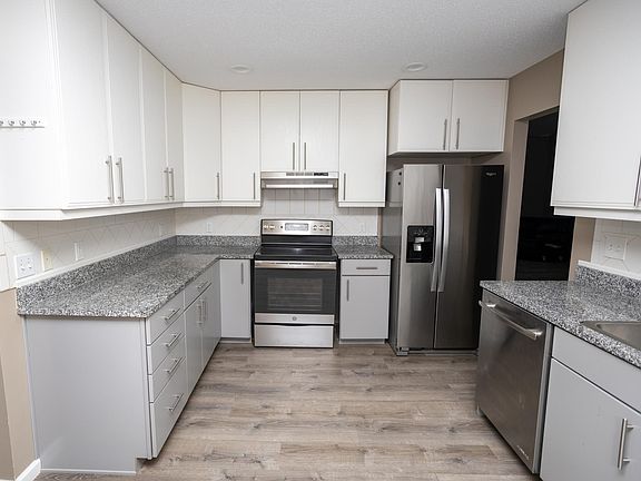 2nd image of 3308 Pine Grove Dr #3308