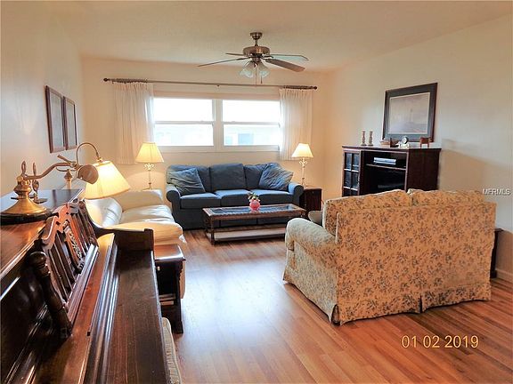 4th image of 246 Elmwood Ave #500