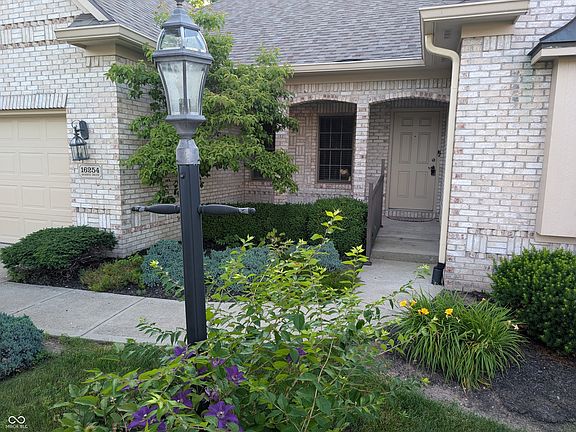 3rd image of 16254 Quartz Dr
