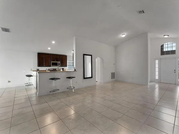 9728 Starboard Drive, Fort Pierce, FL 34945