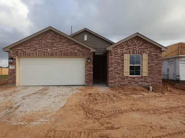 1090 Garnet Star Dr, La Marque, TX 77568
