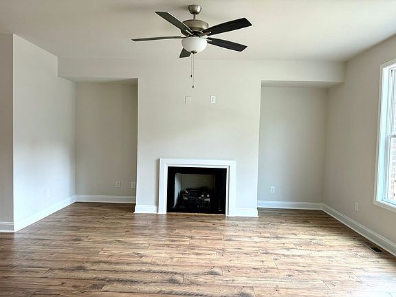 4th image of 1278 Ainsworth Aly