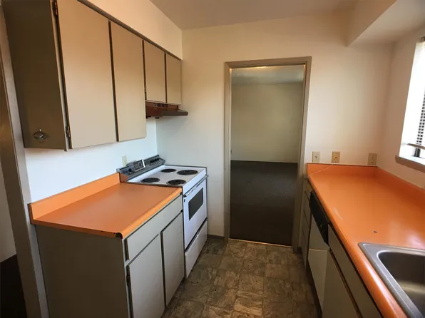545 NE Kamiaken St, Pullman, WA
