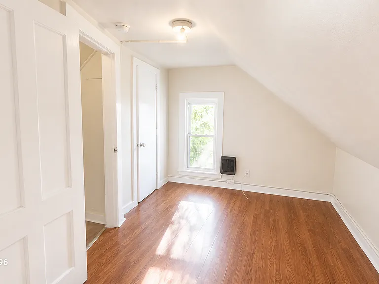 125 Shelton Ave #2B — Photo 8
