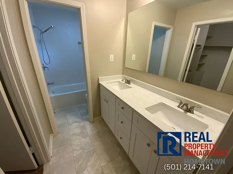 1904 Alberta Dr — Photo 18