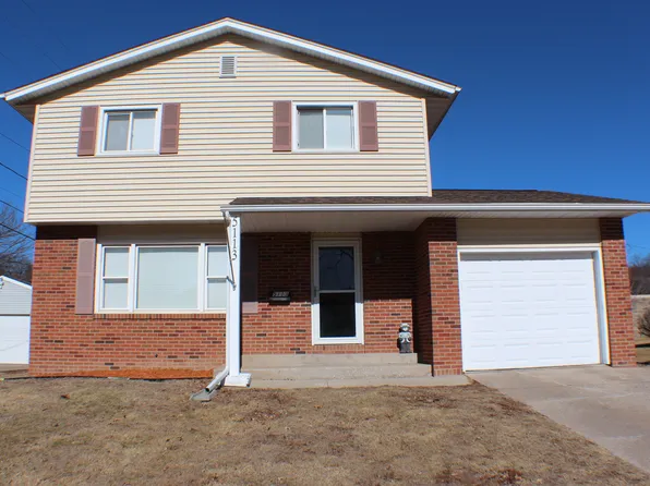 5113 44th Ave, Moline, IL 61265