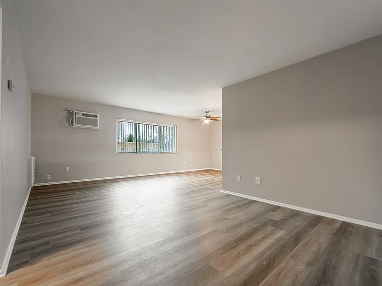 Wynwood Apartments — Photo 26