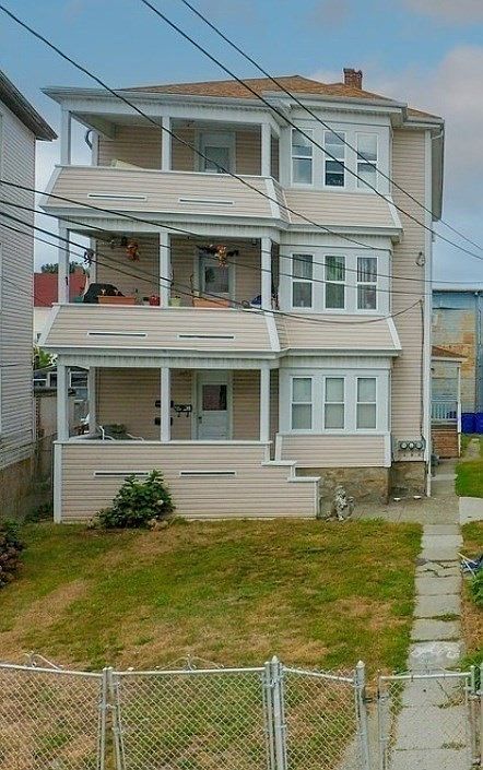 1st image of 289 5th St