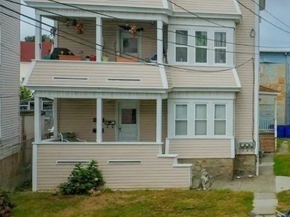 289 5th St, Fall River, MA 02721