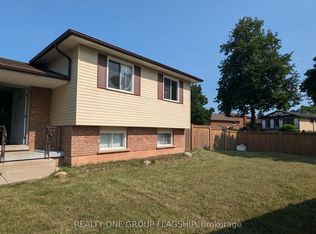 7 Greening Ave, Hamilton, ON L8E3Z8