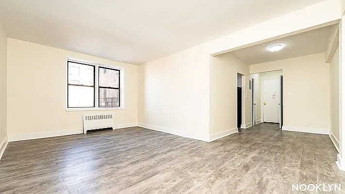 132-61 Sanford Ave #4C — Photo 1