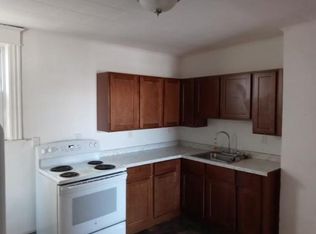 225 Remsen St FLOOR 2, Cohoes, NY 12047