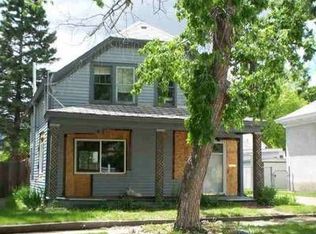 208 S D St, Livingston, MT 59047