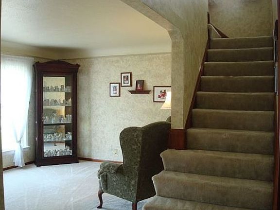 4th image of 30120 Mildred St