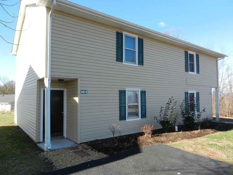 1st image of 540 Village Ln