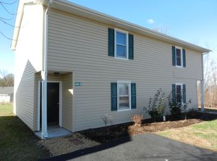 540 Village Ln #B, Christiansburg, VA 24073