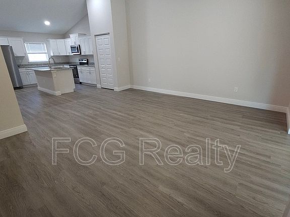 4th image of 9091 N Peachtree Way