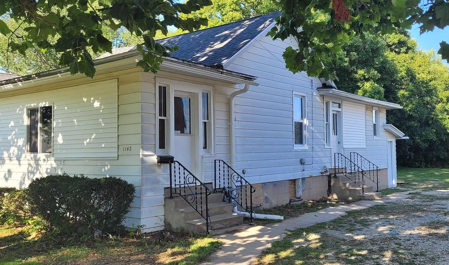 1142 Hennepin St, La Salle, IL 61301 Zillow