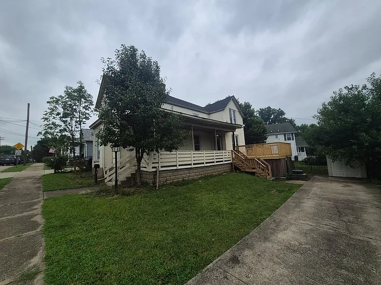 143 Kenton St — Photo 23