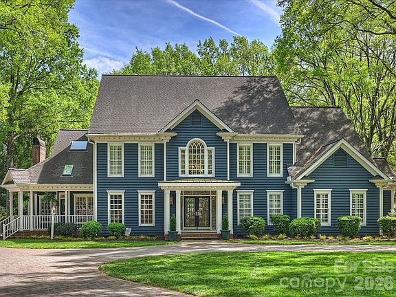 2nd image of 8226 Fairview Rd