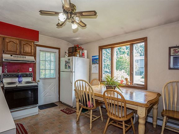 3rd image of 46 Neptune Ave