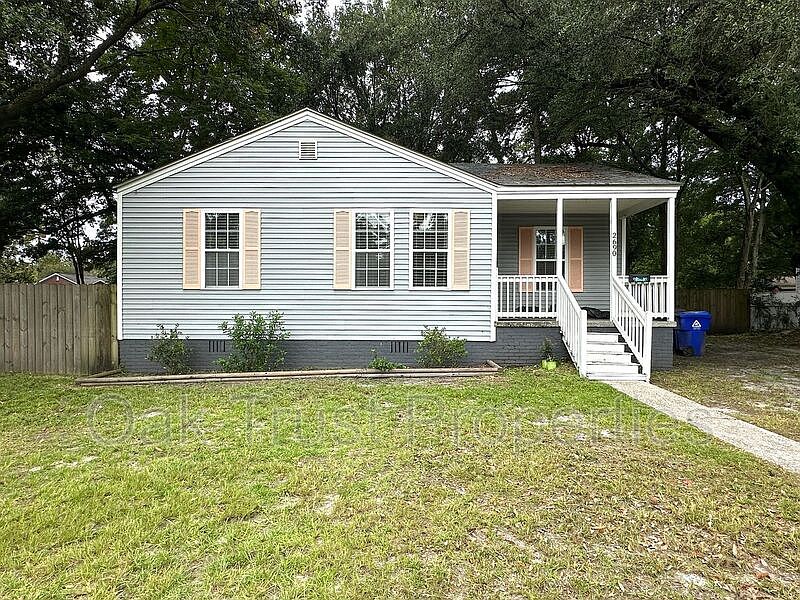 1st image of 2690 Poplin Ave