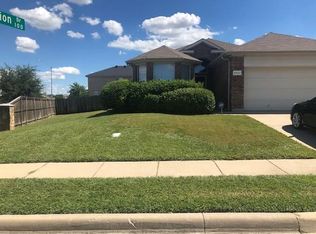 9601 Minton Dr, Fort Worth, TX 76108
