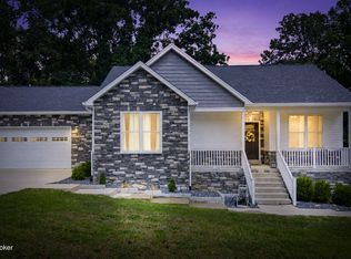 611 Lakeshore Pkwy, Brandenburg, KY 40108