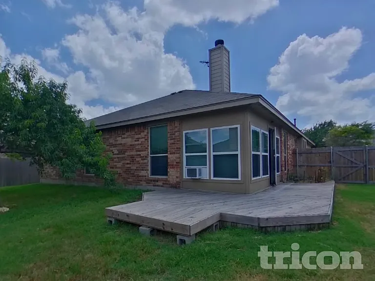 157 Spring Hollow Dr — Photo 21