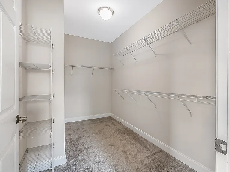 Alcove Garner — Photo 13