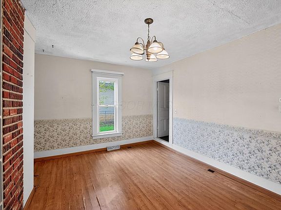 5th image of 1203 W Vine St