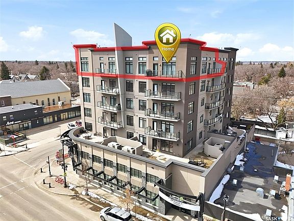 2nd image of UNIT 702-922 Broadway AVENUE