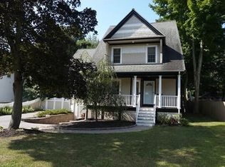 84 Spring St, Wakefield, MA 01880