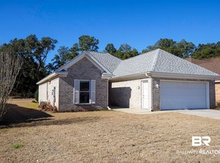 156 Club Dr, Fairhope, AL 36532
