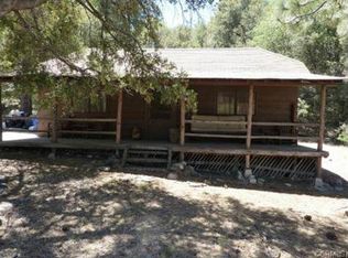 22 Seven Oaks Trl, Angelus Oaks, CA 92305