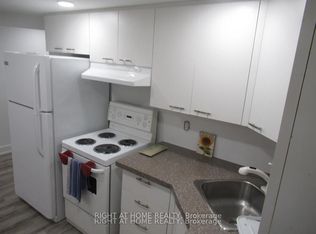 272 Roxton Rd, Toronto, ON M6G3P9