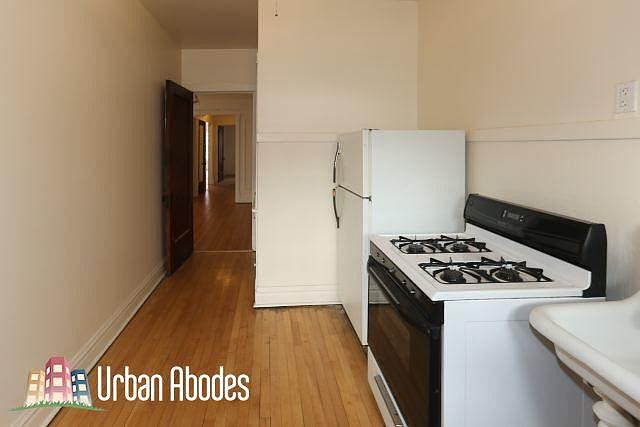 1st image of 1727 W Catalpa Ave #Ua2w