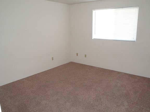 5th image of 344 Lorraine Ave #A