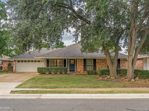 405 Edgemont Dr, Bossier City, LA 71111