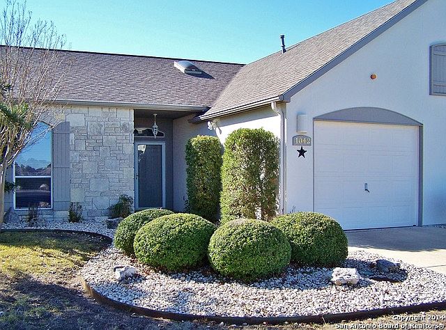 1st image of 1042 Edinburgh Dr N #1042