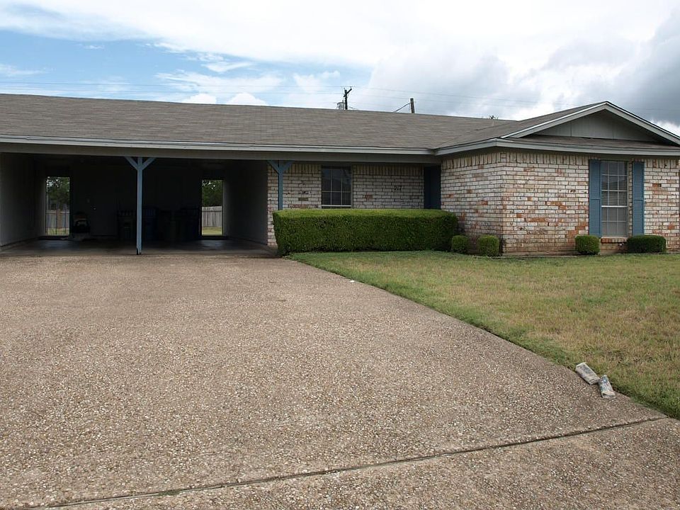 217 W Gruver Cir, Hewitt, TX 76643 Zillow