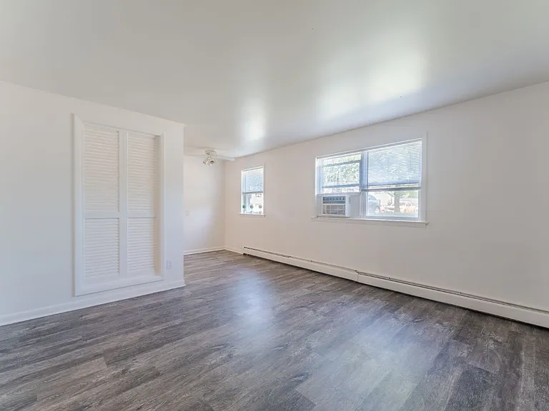 Penfield Village Apartment Homes — Photo 4